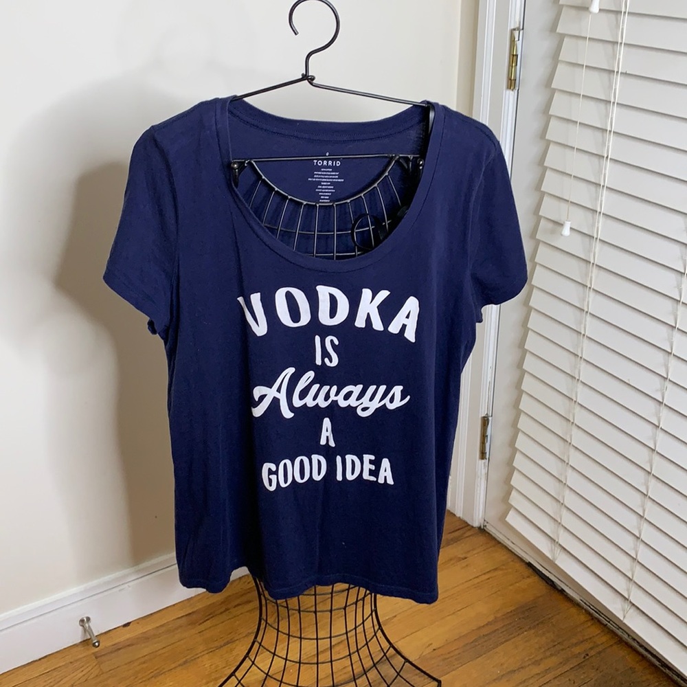 Torrid navy and white screen t-shirt